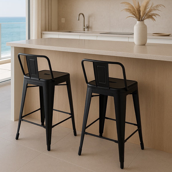 Silla de Barra Metálica Santa Marta Negra