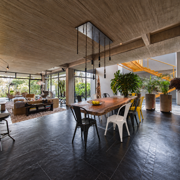 Silla Metálica Valencia Blanca