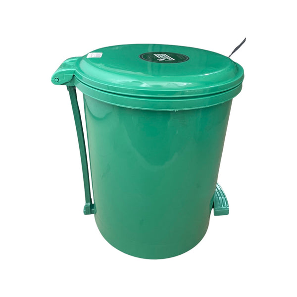 Caneca de basura / Papelera Verde de 13 litros con pedal