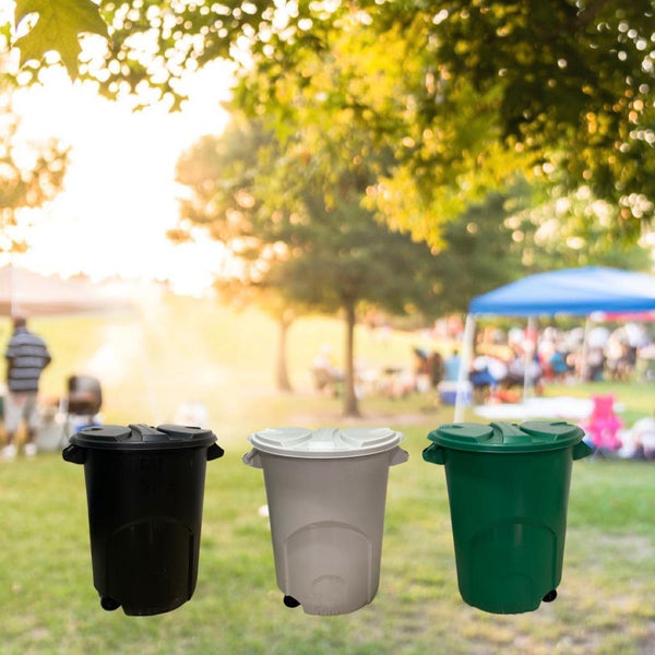 Caneca de basura verde / Tanque de agua verde de 120 litros con tapa y ruedas